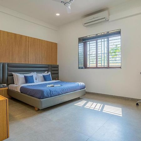 Stayvista'S Le Bon Horizon - Hillside Elegance With Chic Interiors, Poolside Serenity & Picturesque Gazebo - Proximity To Sula Nashik Bagian luar foto