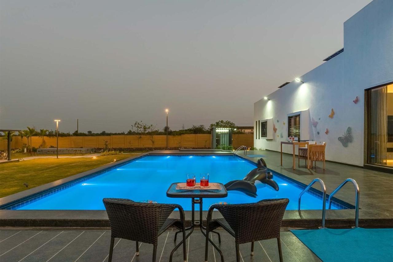Stayvista'S Le Bon Horizon - Hillside Elegance With Chic Interiors, Poolside Serenity & Picturesque Gazebo - Proximity To Sula Nashik Bagian luar foto